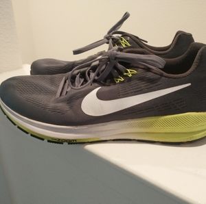 Nike Zoom Air Structure 21 - XLNT